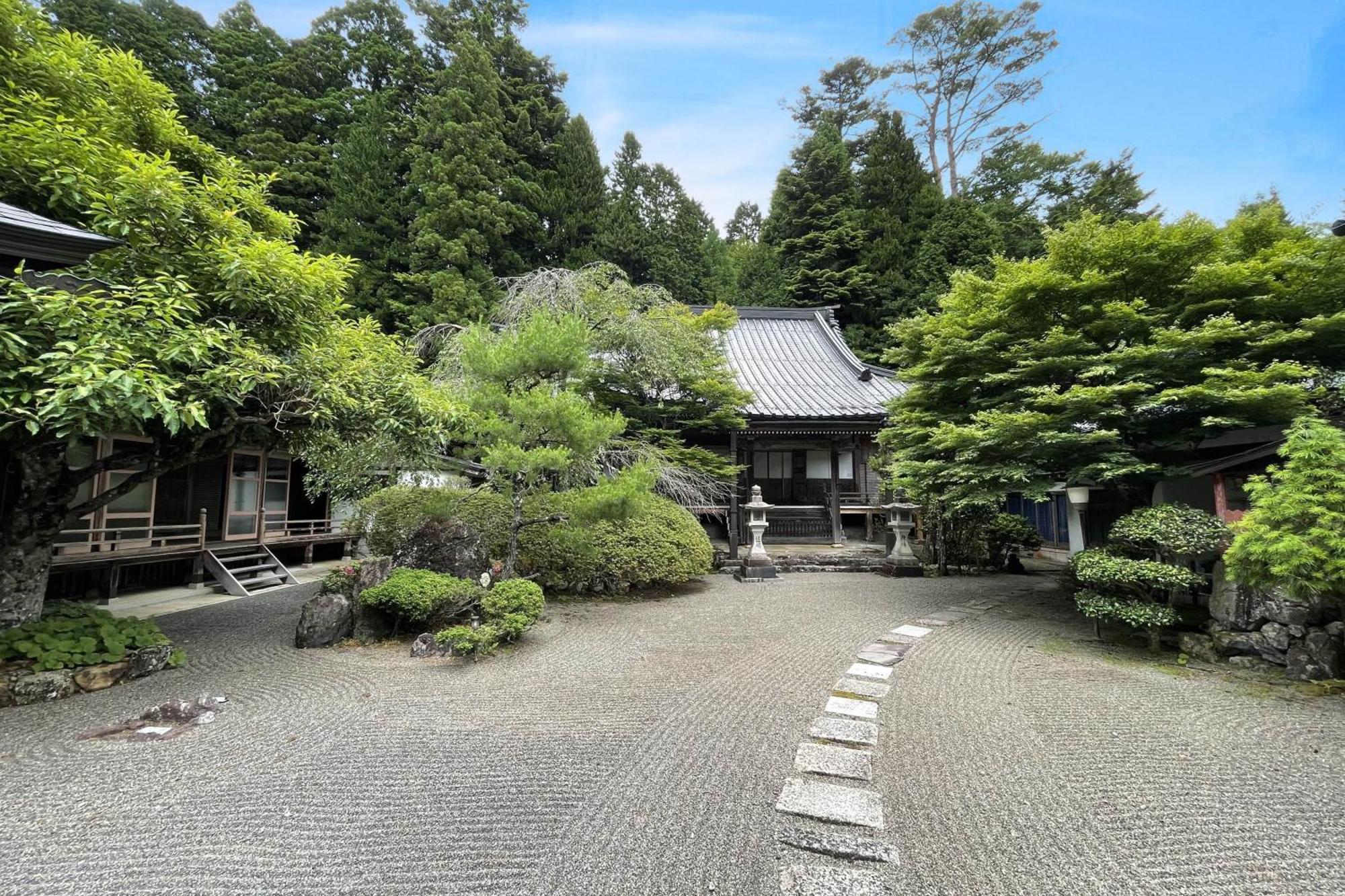 Готель Koyasan Shukubo Hojoin Екстер'єр фото
