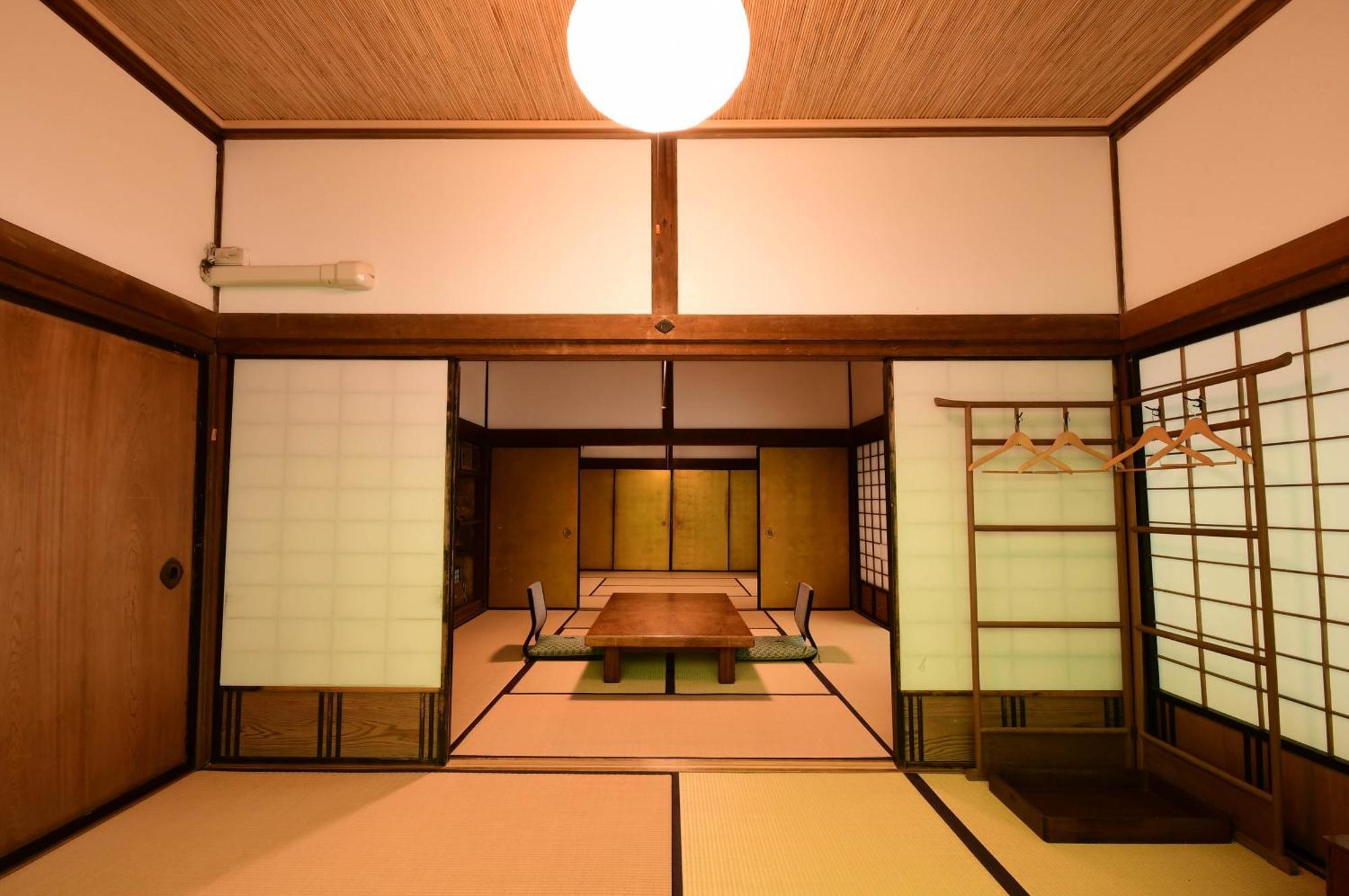 Готель Koyasan Shukubo Hojoin Екстер'єр фото