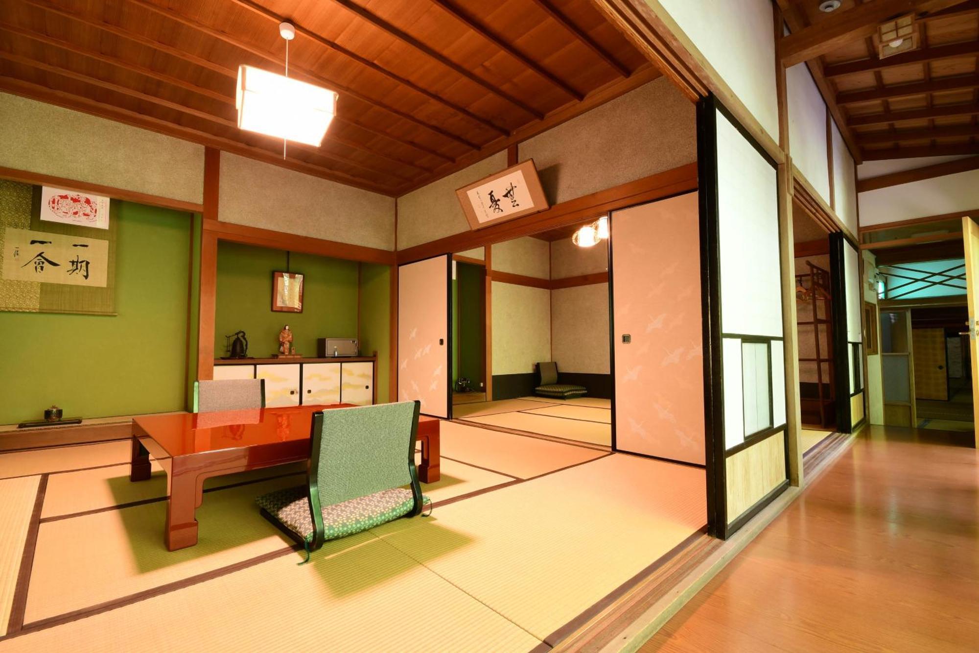 Готель Koyasan Shukubo Hojoin Екстер'єр фото